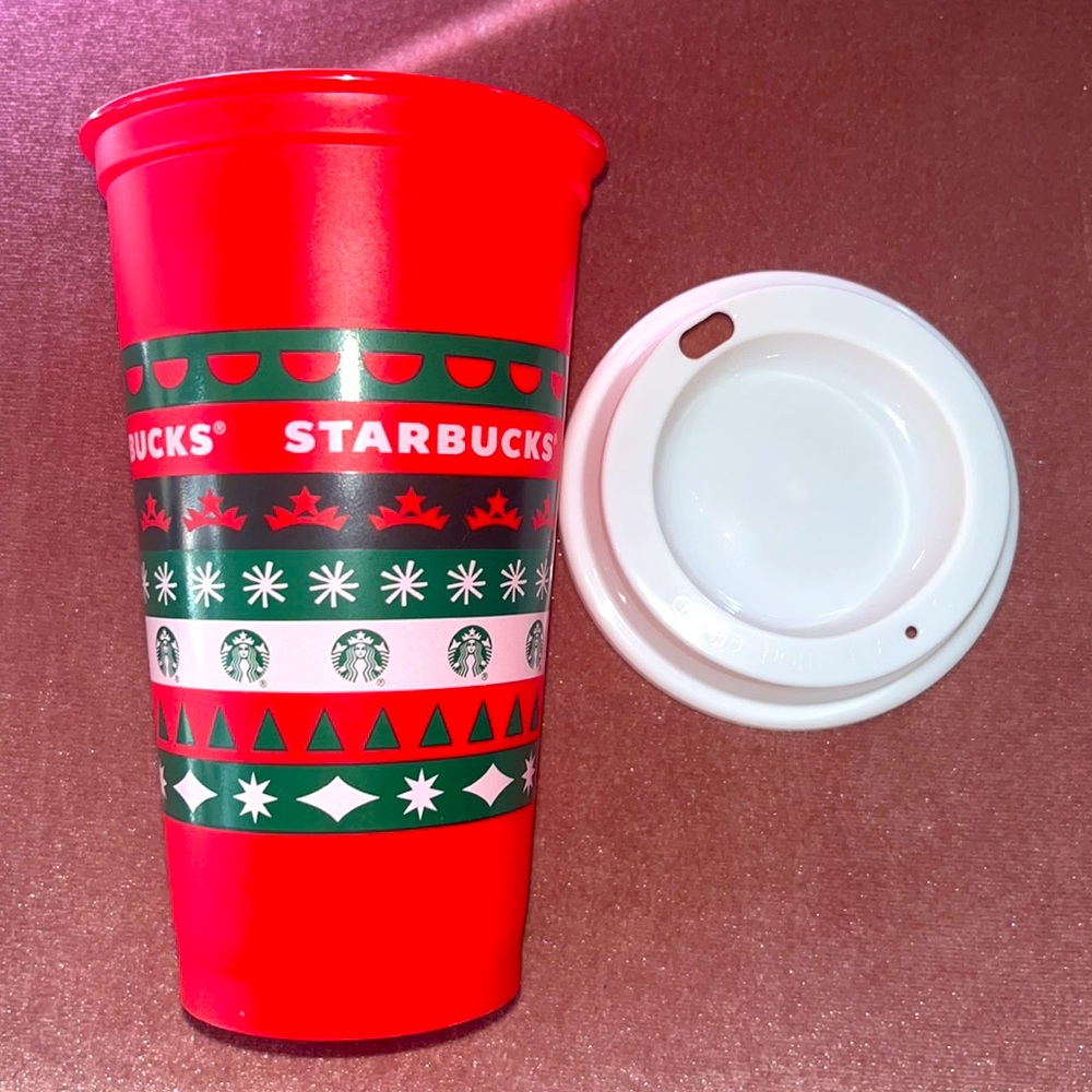 NWOT Starbucks Holiday Resuable Red Cup